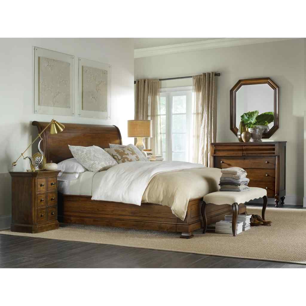 Archivist Queen Sleigh Bed with Low Footboard